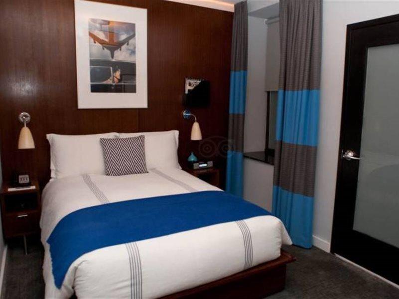 6 Columbus Central Park Hotel Ню Йорк Екстериор снимка