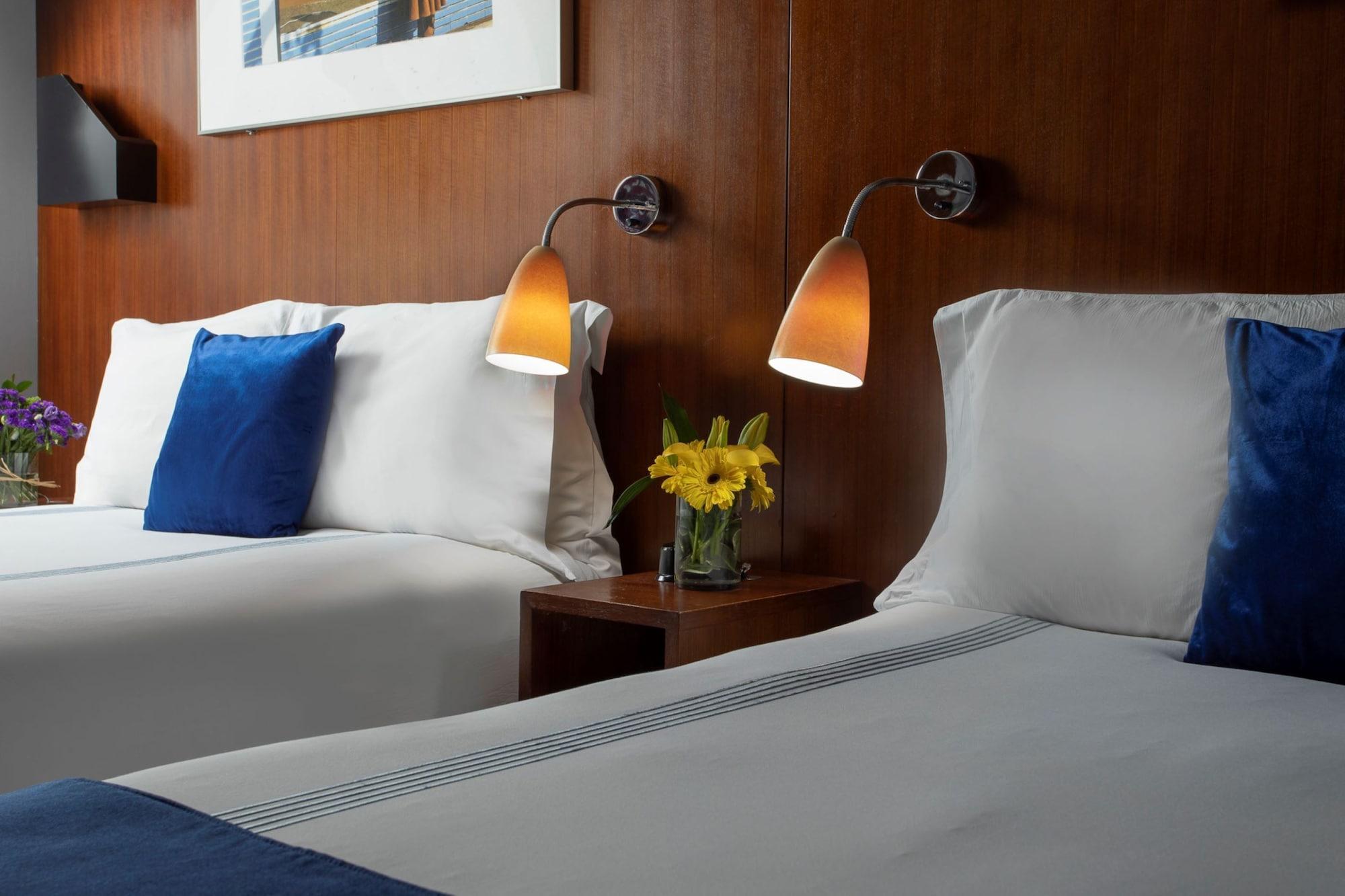 6 Columbus Central Park Hotel Ню Йорк Екстериор снимка