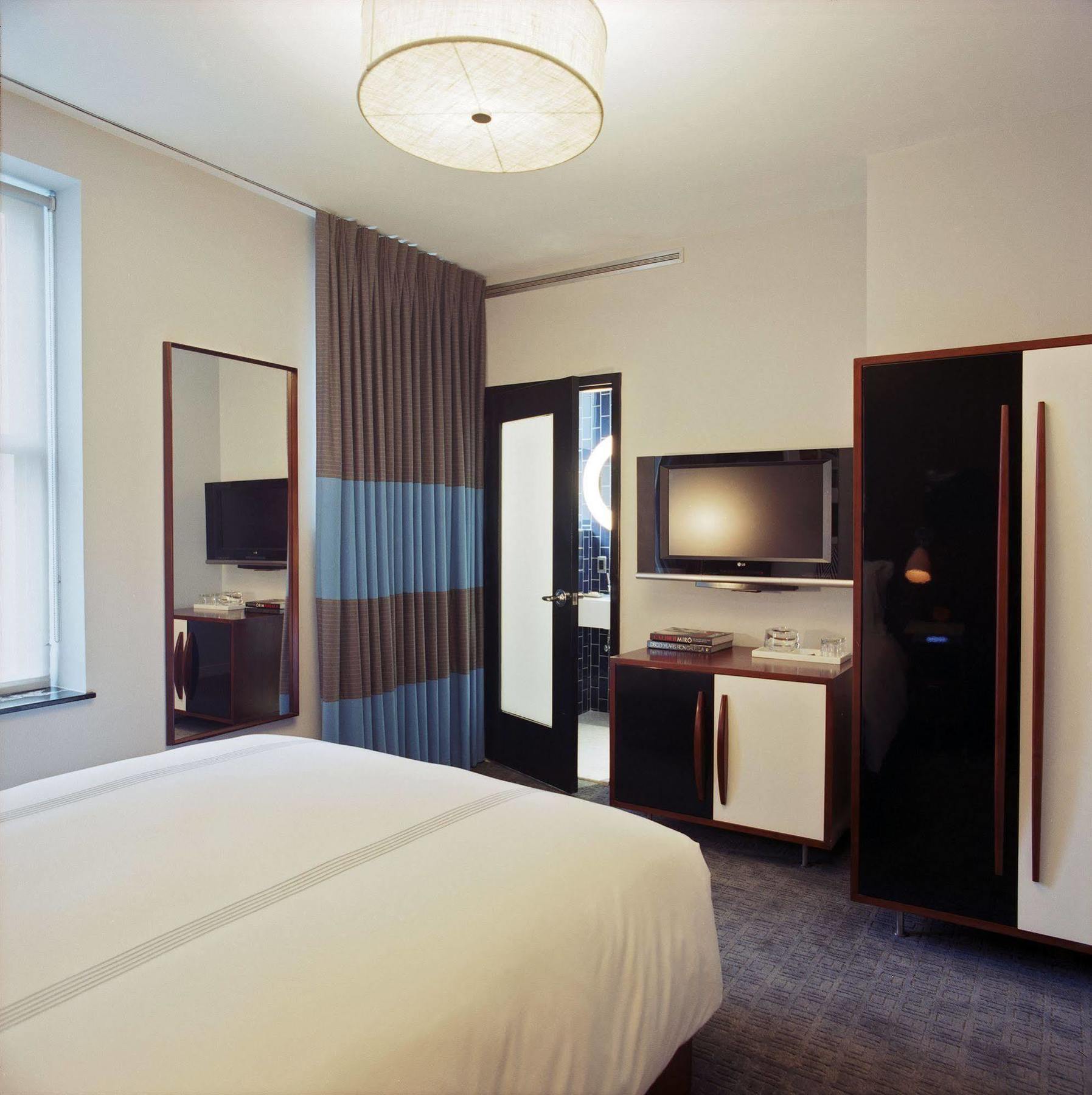 6 Columbus Central Park Hotel Ню Йорк Екстериор снимка