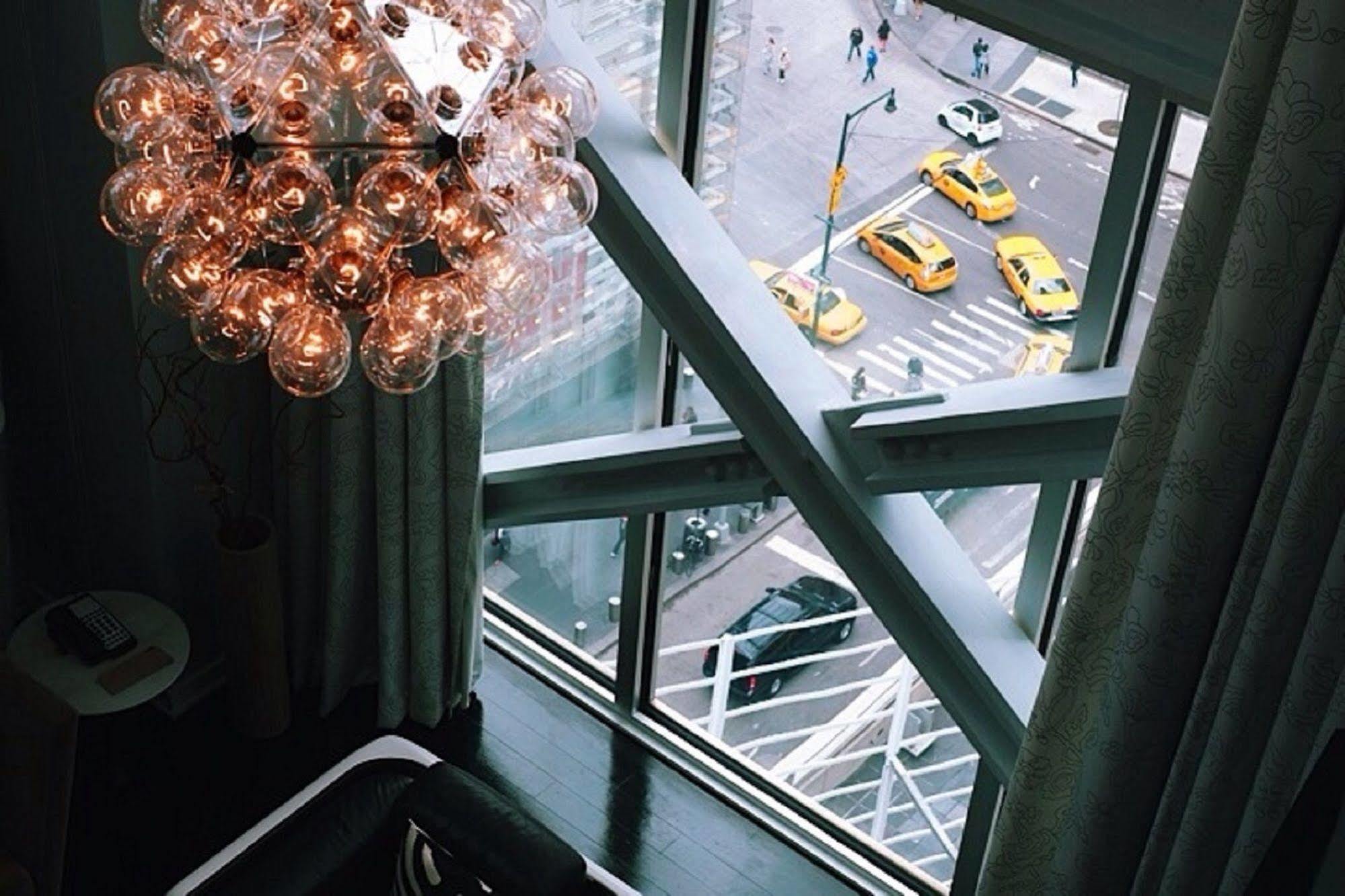 6 Columbus Central Park Hotel Ню Йорк Екстериор снимка
