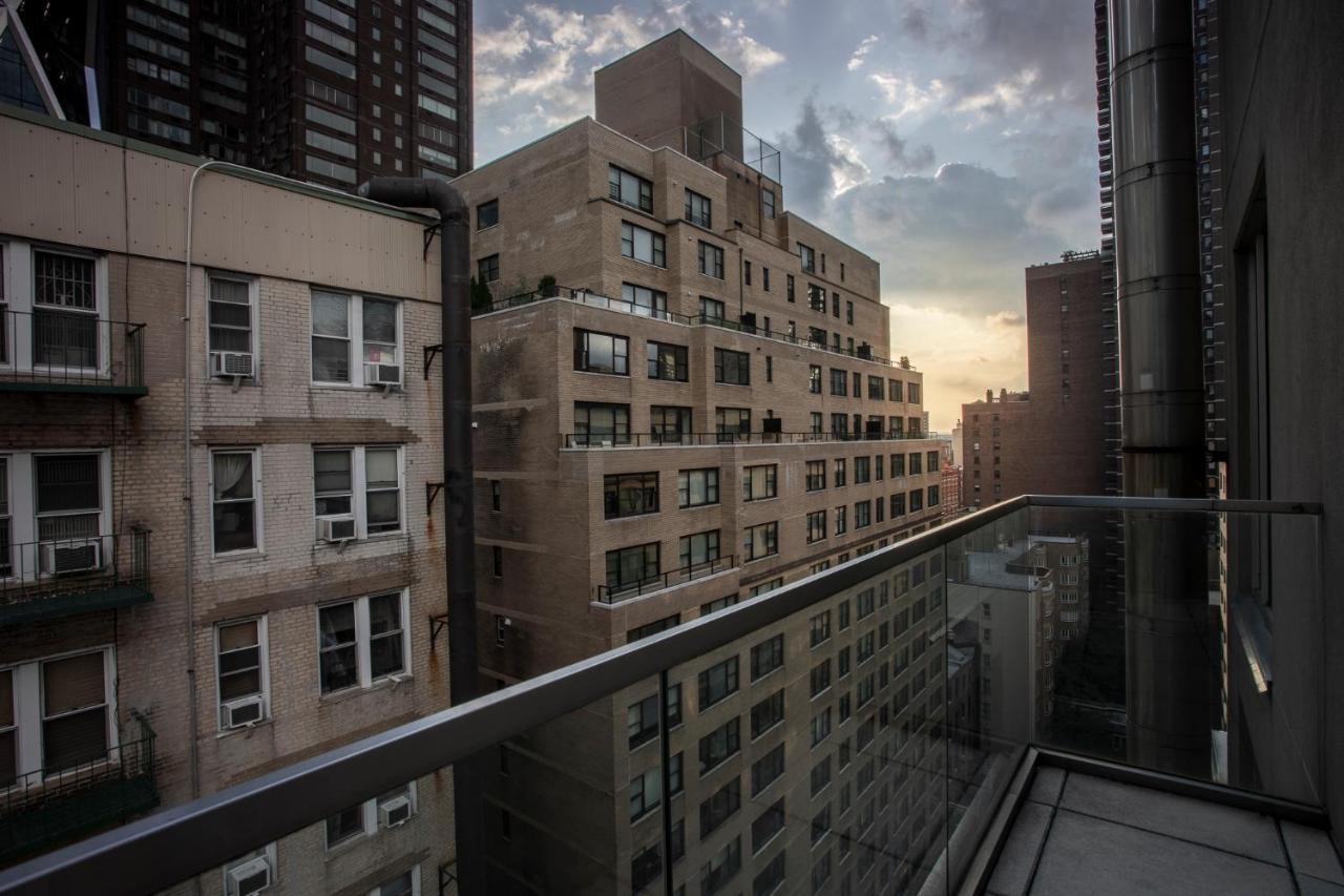 6 Columbus Central Park Hotel Ню Йорк Екстериор снимка